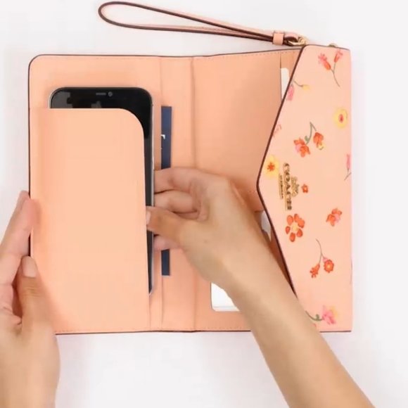 Coach mystic flower large travel wallet nwt - Picture 6 of 14